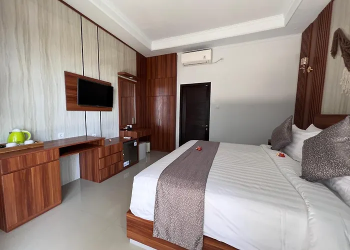 Otel Grand Yuna Nusa Penida Toyapakeh